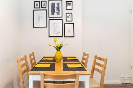 Cosy Apartment Plus Self Checkin Plus Free Street Parking 柏林 外观 照片